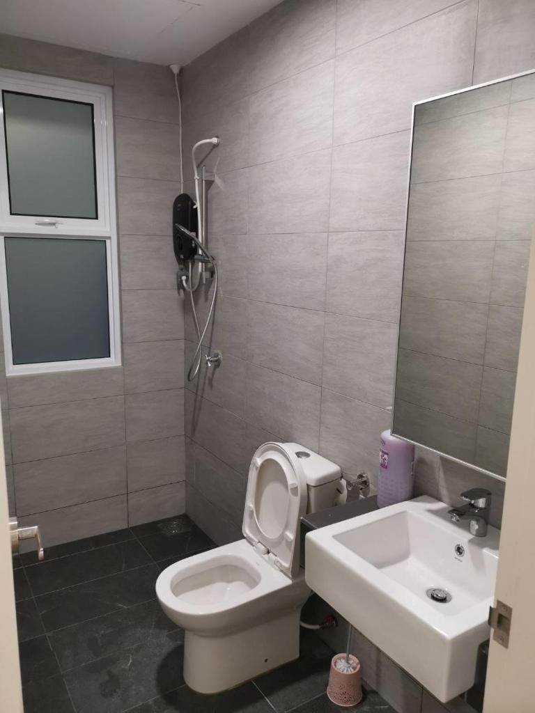 Kuching City 3 bedrooms With Pool and Car Park photo 1