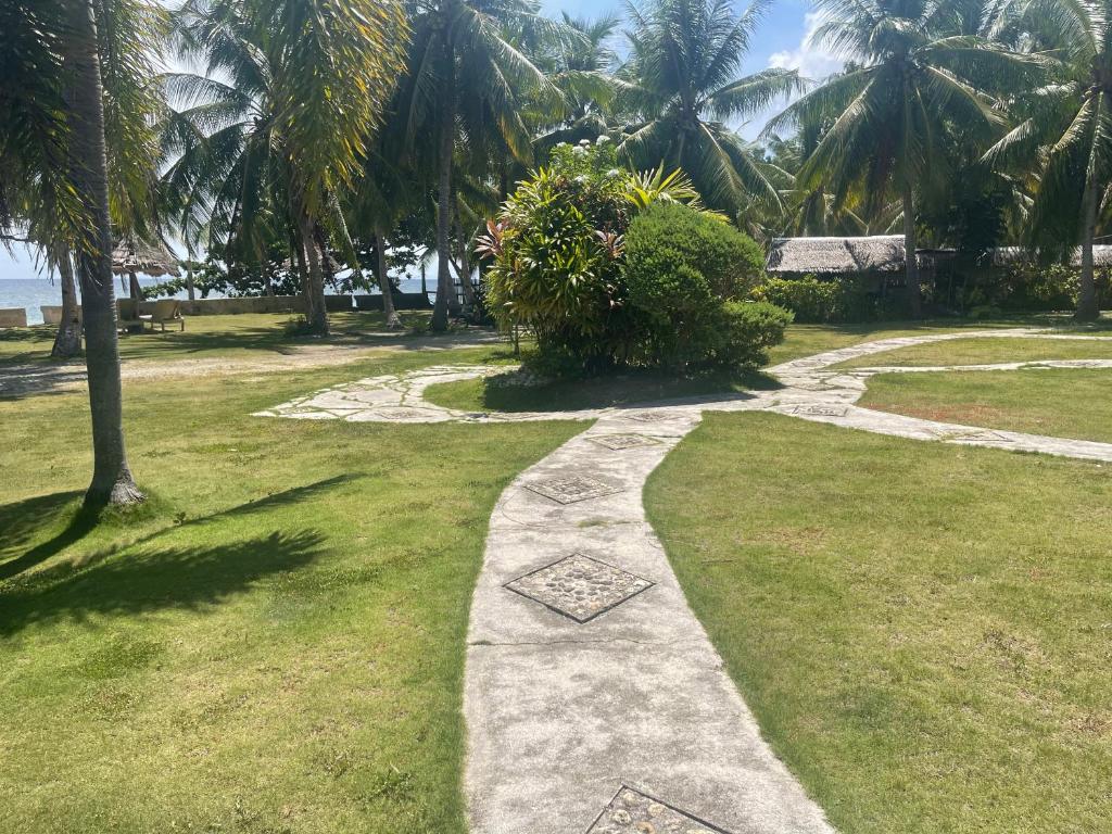 Cliff Side Beach Resort and Cottages photo 1