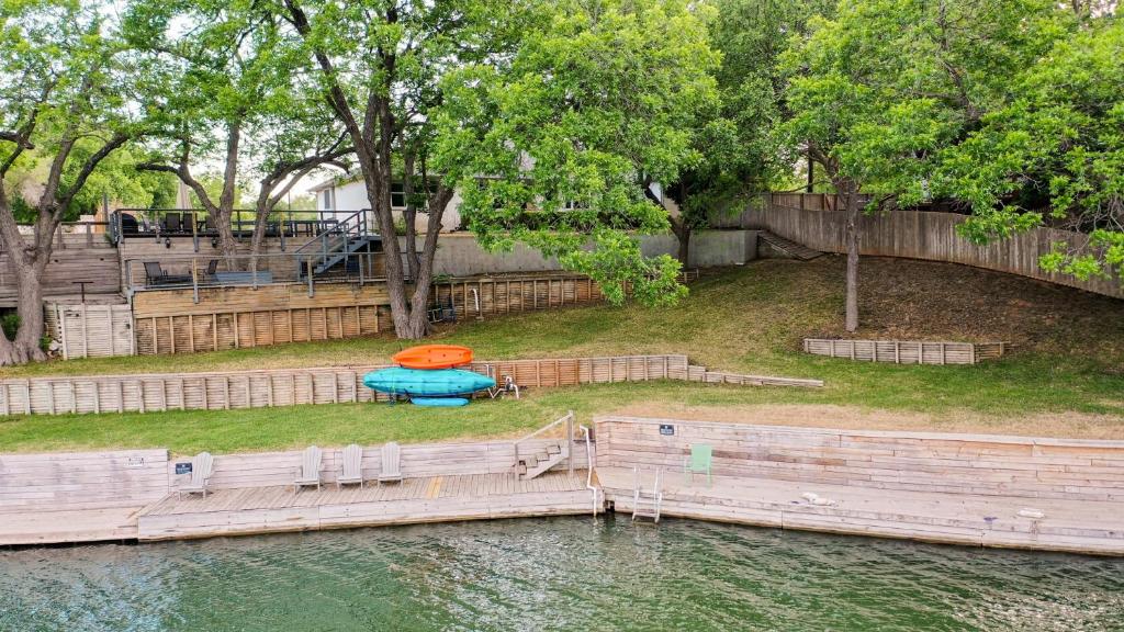 Lake Marble Falls Waterfront, House, Wet Slip, Huge Yard photo 1