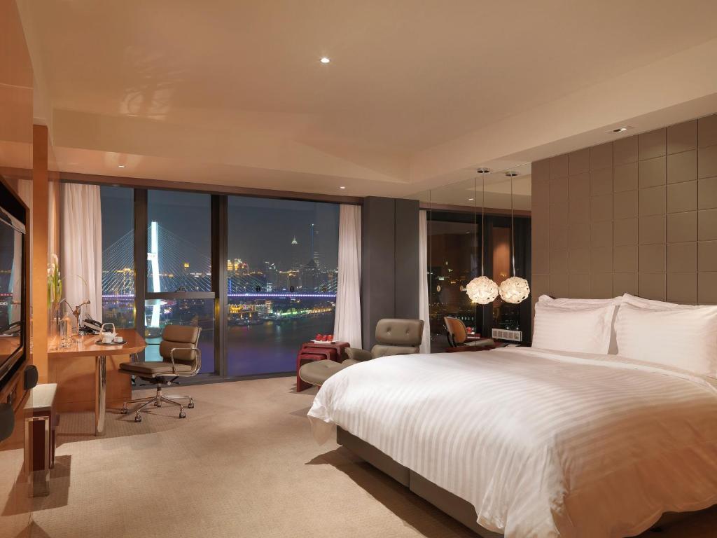 InterContinental Shanghai Expo, an IHG Hotel photo 1