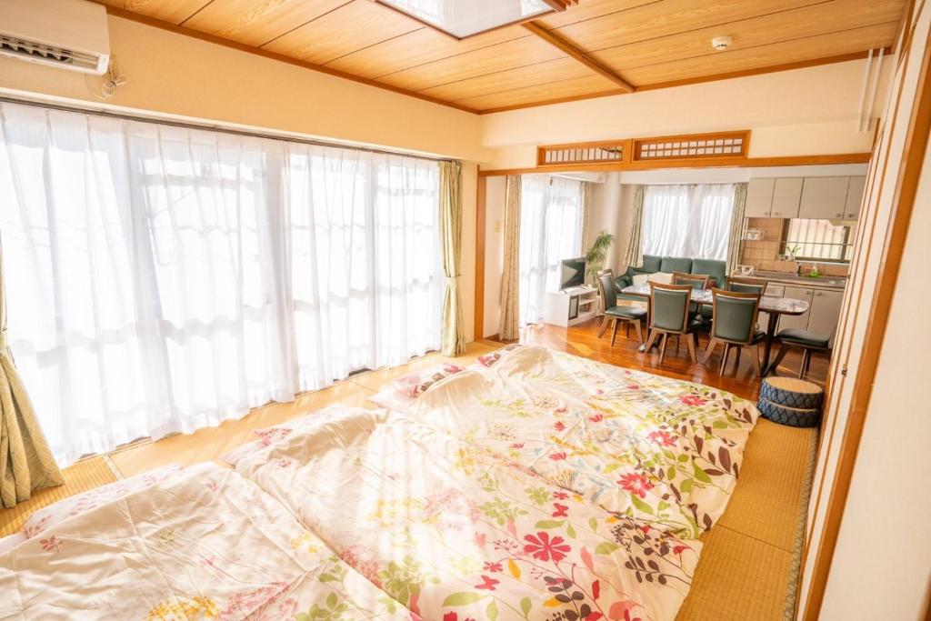 最大14人 2部屋貸切り 国際通り&牧志駅まで徒歩10分 smile heights photo 2