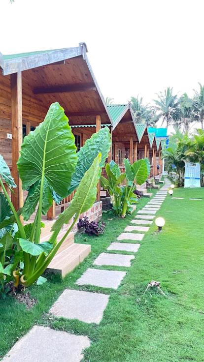 TP cottages Beach Resort photo 1