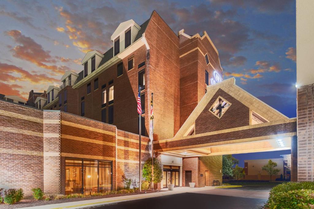 Crowne Plaza Annapolis, an IHG Hotel image