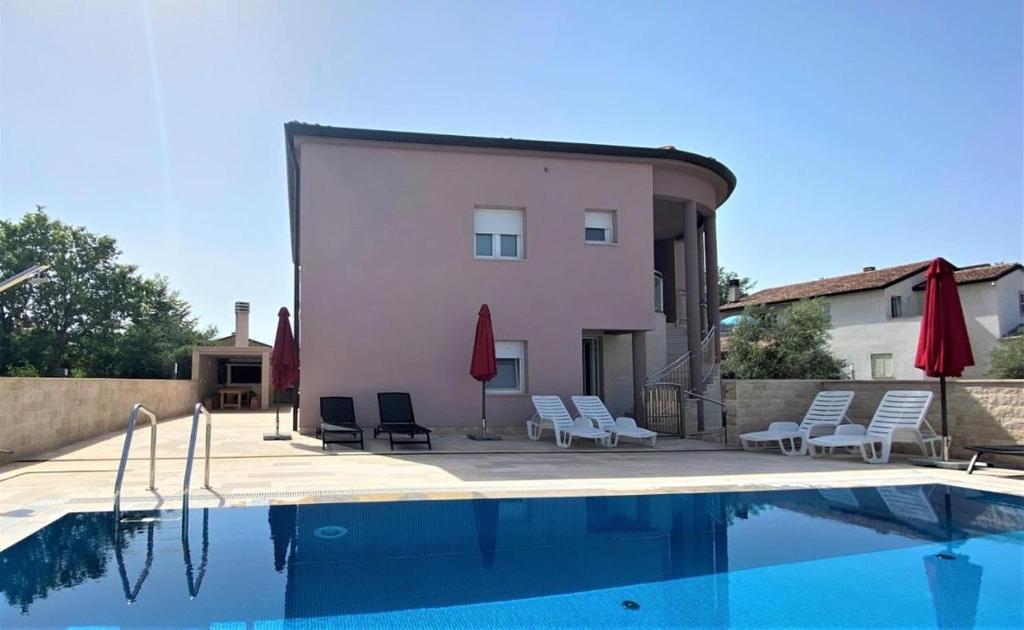 Villa Maduna 1