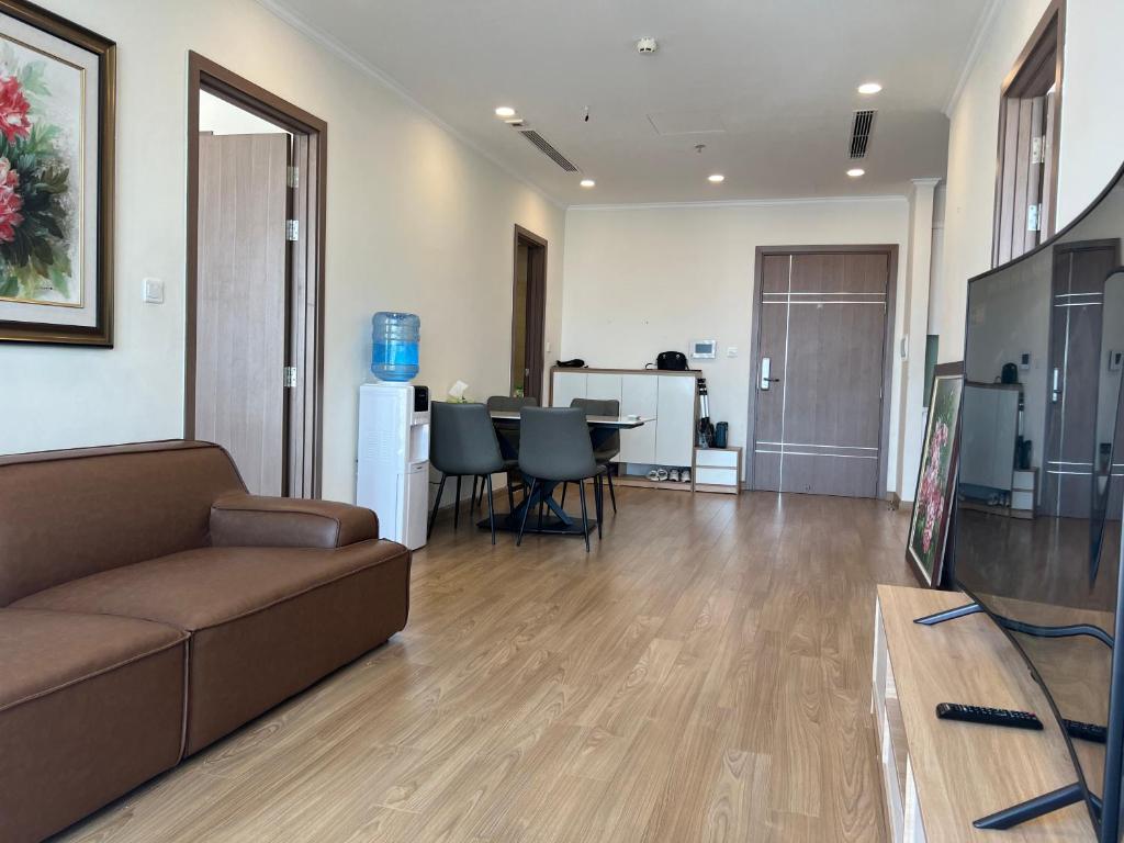 Vinhomes Gardenia serviced apartment by Hanah Residence