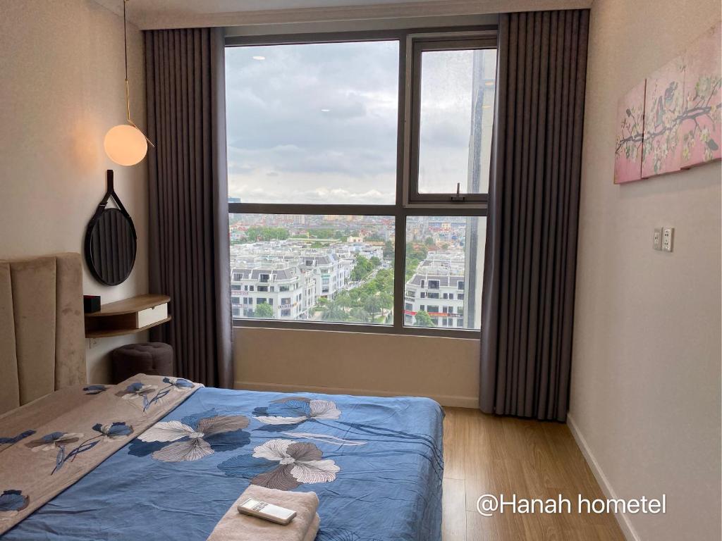 Vinhomes Gardenia serviced apartment by Hanah Residence