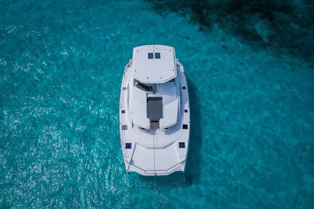Ultimate Tulum Luxury Yacht Experience: All-Inclusive photo 2