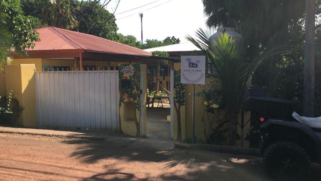 Casa Flores, Puerto Carrillo