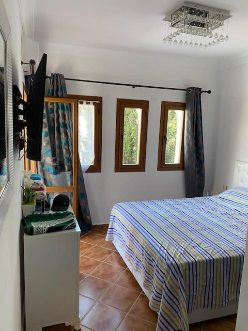 Superbe appartement avec 3 chambres dans résidence bord de mer avec piscine photo 4