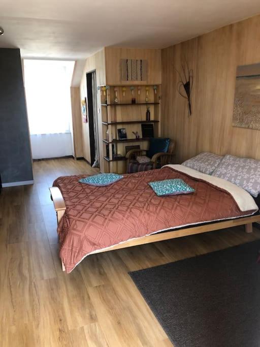 Appartement dans maison rouge photo 4