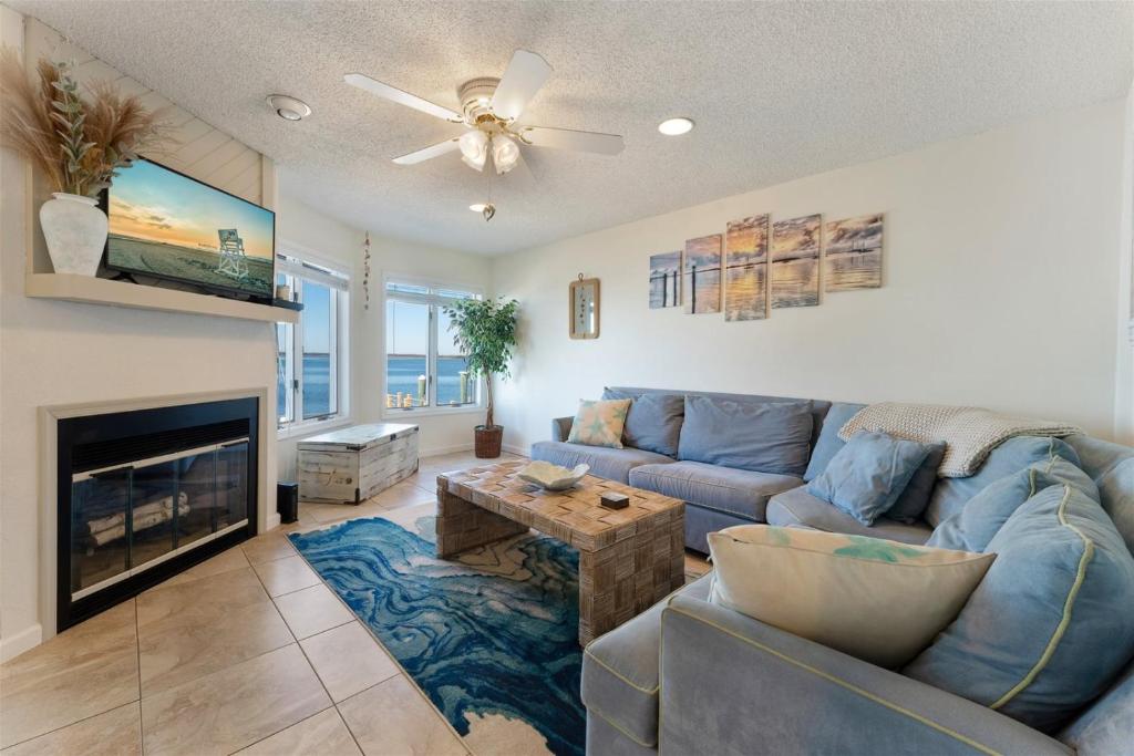 7010 Park Blvd, Unit B image