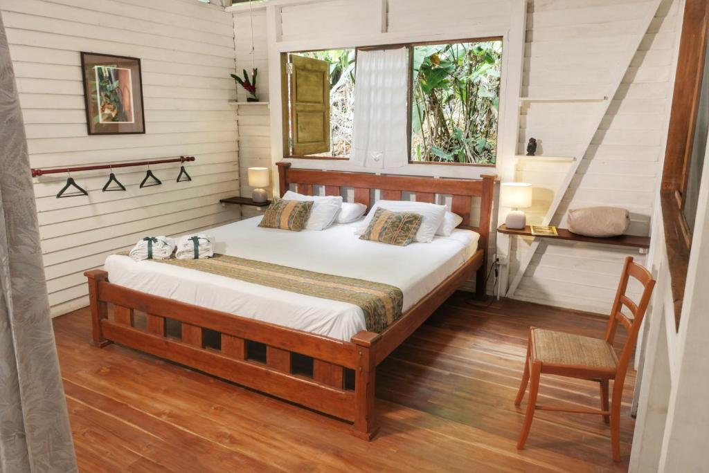 Cocoa Jungle Art Villa 8 min by car from Cocles Beach photo 4