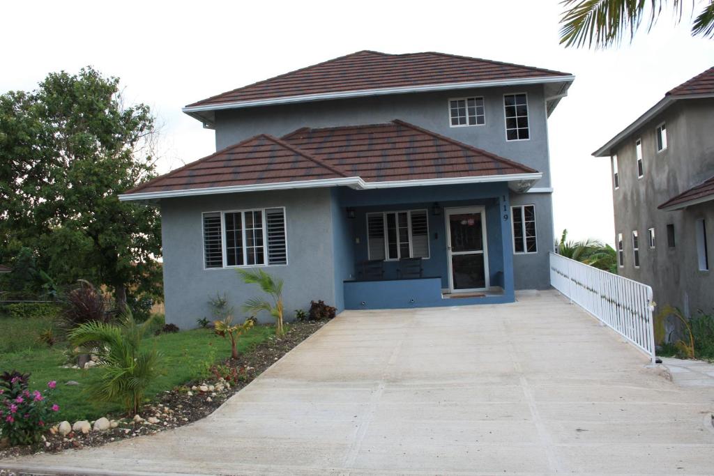 Palm View Villa