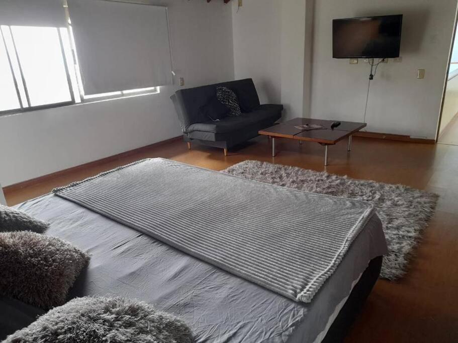 Gran casa envigado jacuzzi, sauna y mirador photo 3