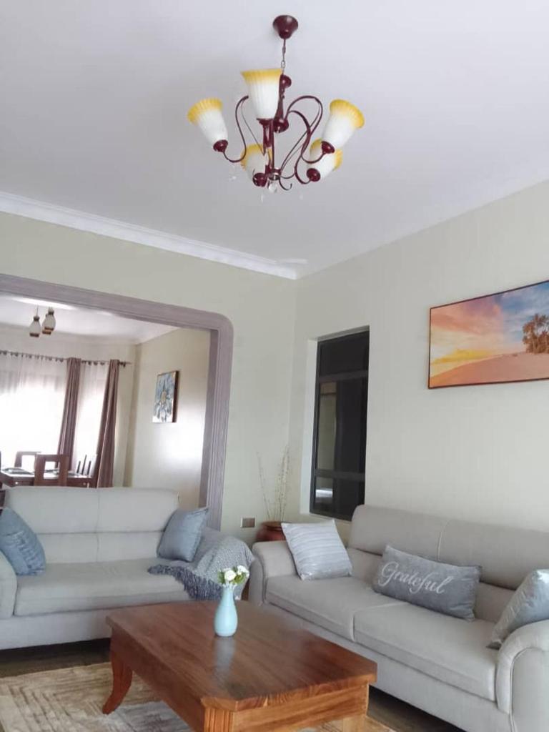 Delightful house Kampala Entebbe