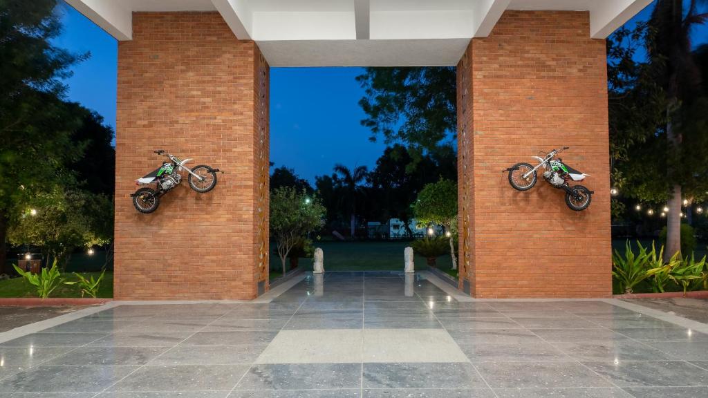 Roadies Rostel - Best Adventure Resort in Ahmedabad photo 1