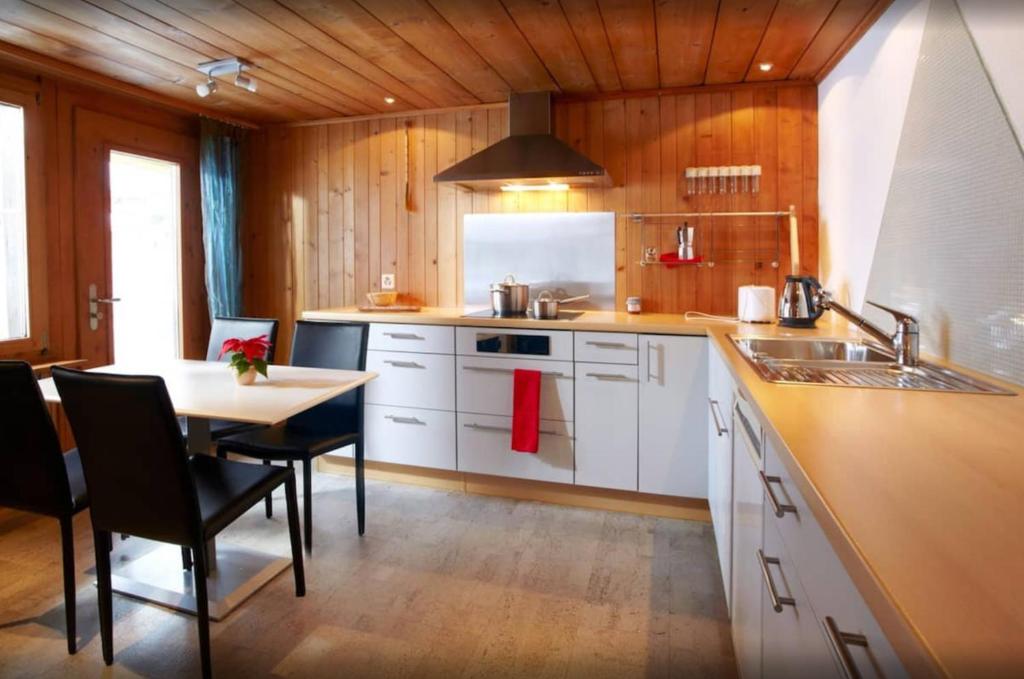 California House photo 4
