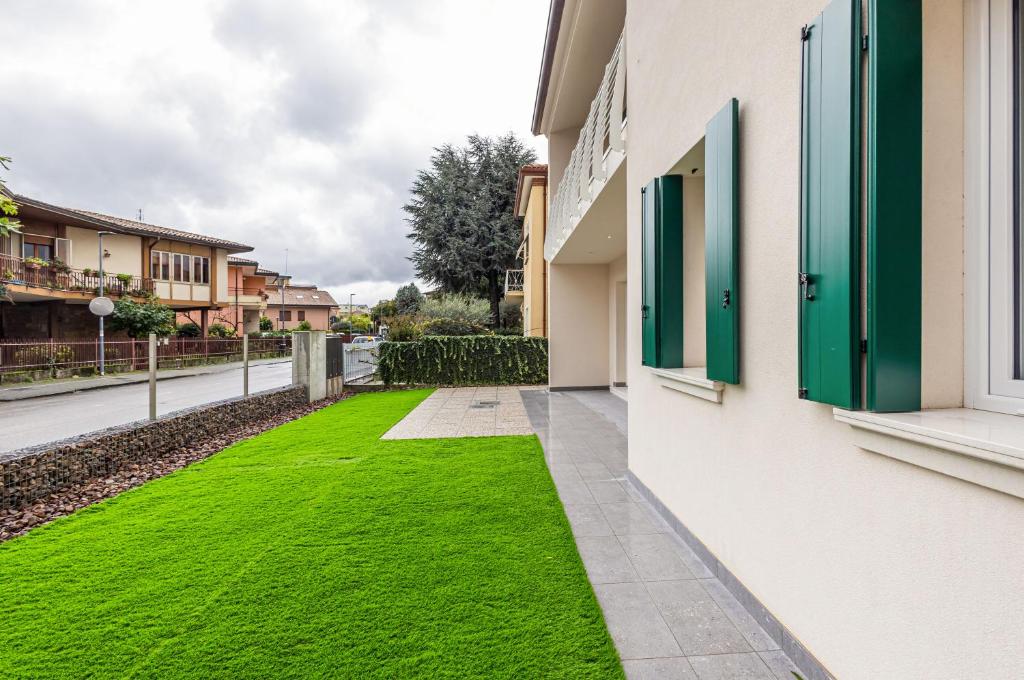 Diana - Sirio- Aura Montegrotto Terme Lovely Apartments with Parking! photo 1