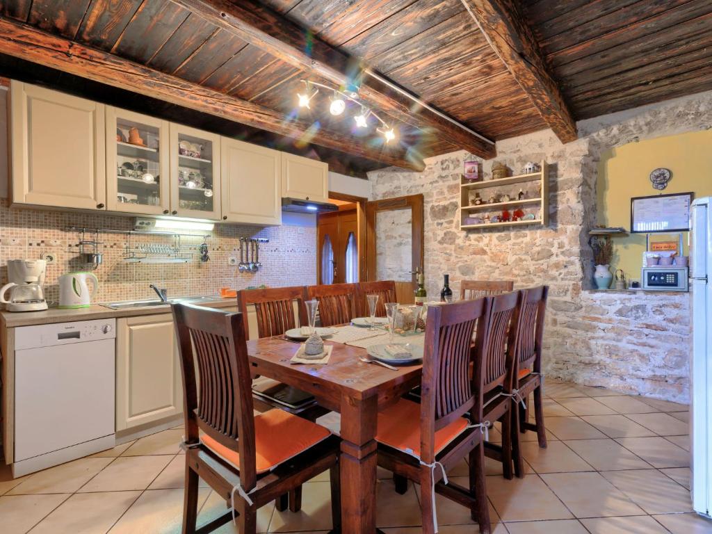Holiday Home Bozac - VOJ100 by Interhome photo 4