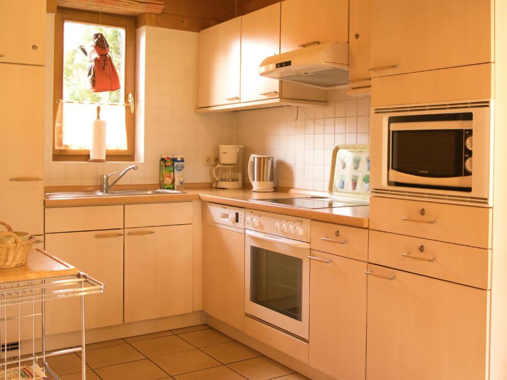 Holiday Home Auerhahn-11 by Interhome photo 3