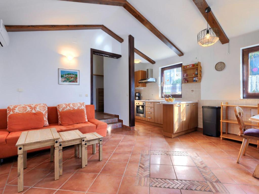 Holiday Home Ema by Interhome photo 4