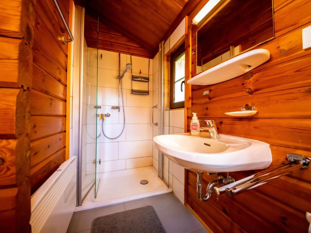 Chalet Martina by Interhome photo 4