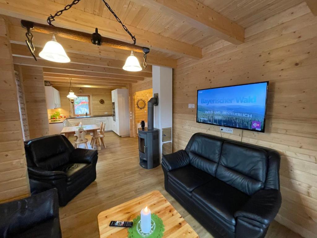 Holiday Home Chalet Sven by Interhome photo 1