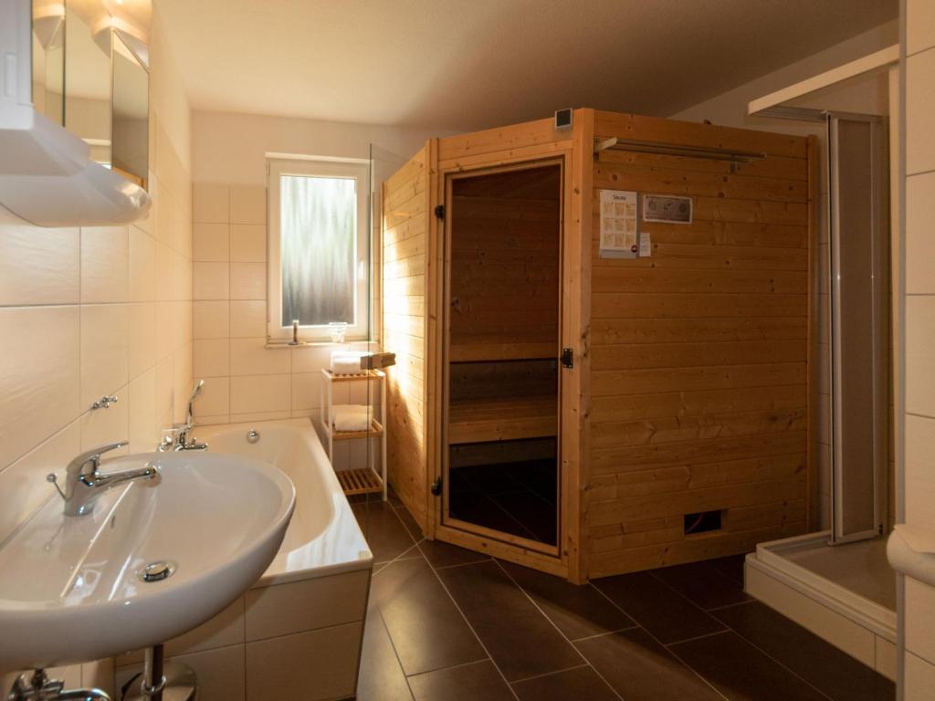 Apartment Müritz Ferienpark Röbel-24 by Interhome photo 4