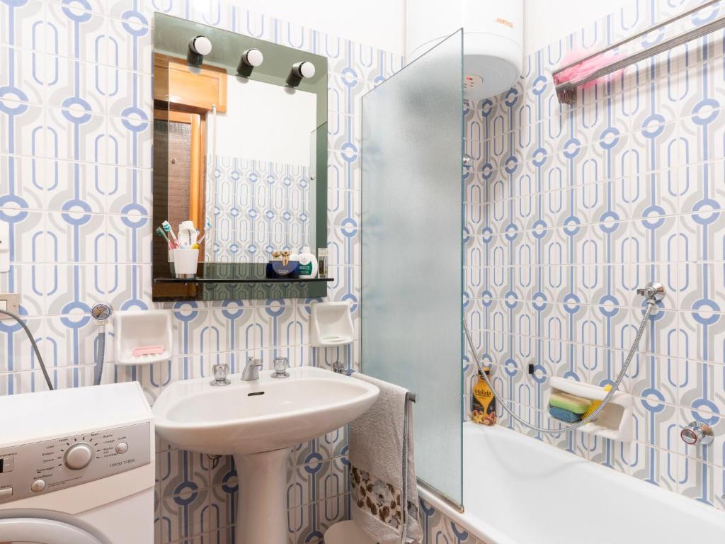Apartment Nellina by Interhome photo 4