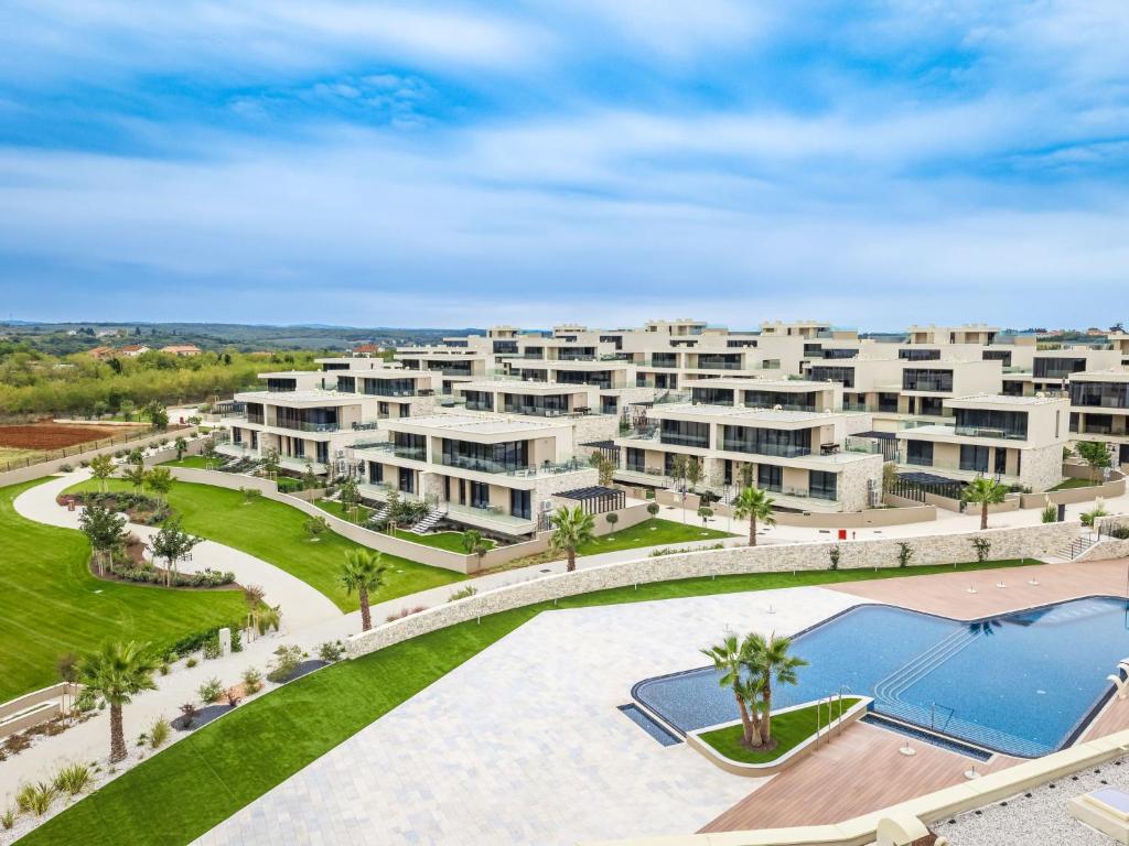Holiday Home Semi-detached Villas Crveni vrh by Interhome photo 3