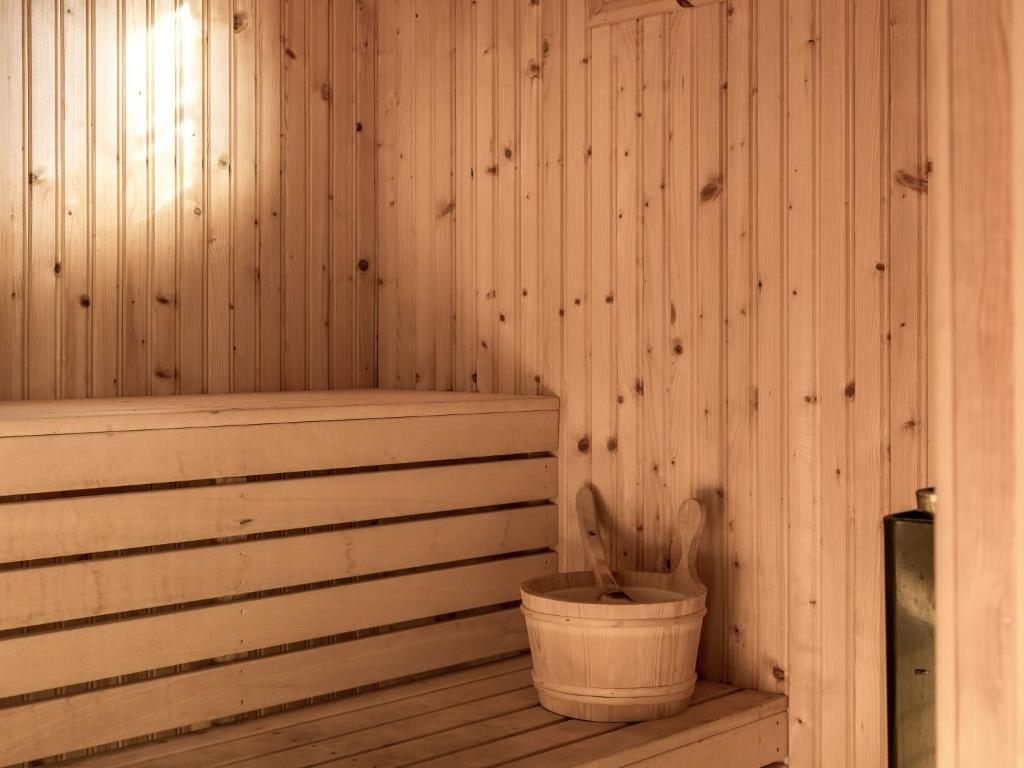 Holiday Home Sjuhalla utsikten - B photo 4