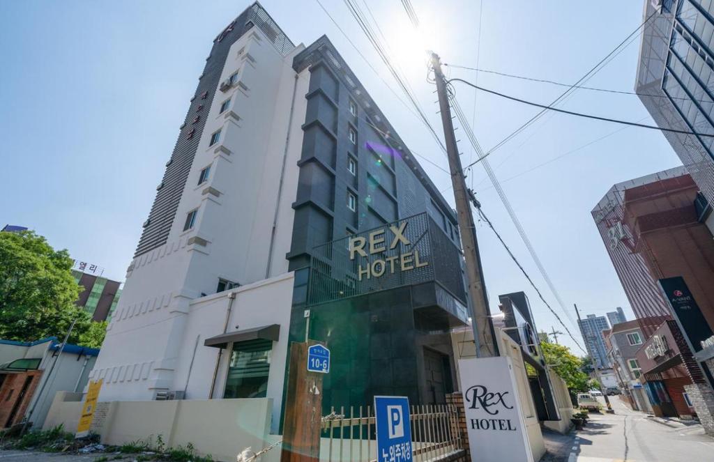 Rex Hotel photo 1