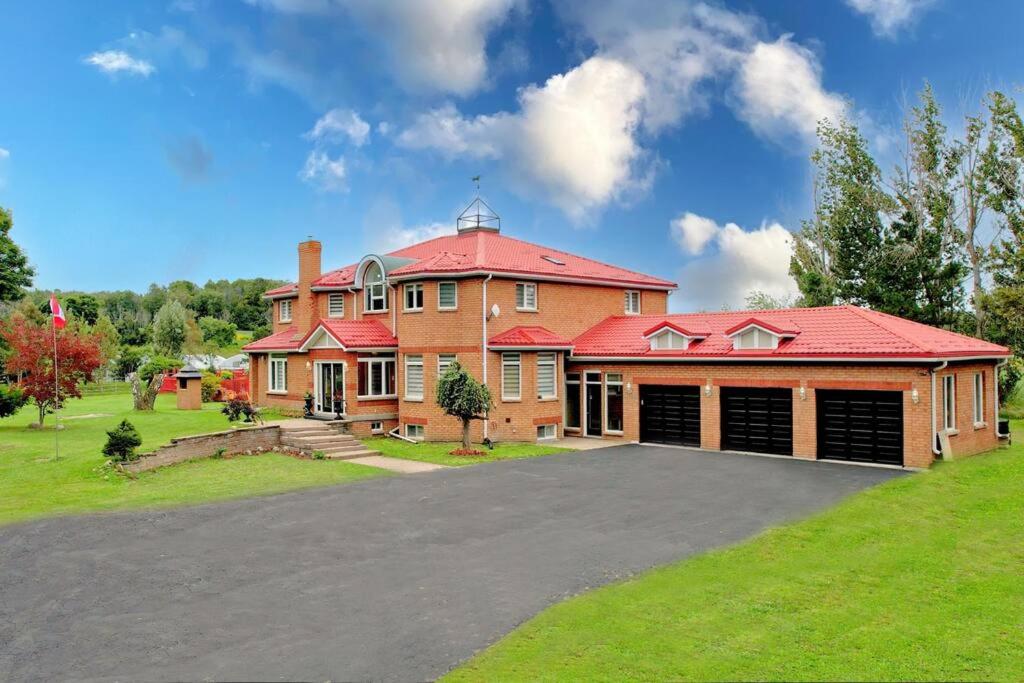 Where Luxury Retreat meets Convenience!