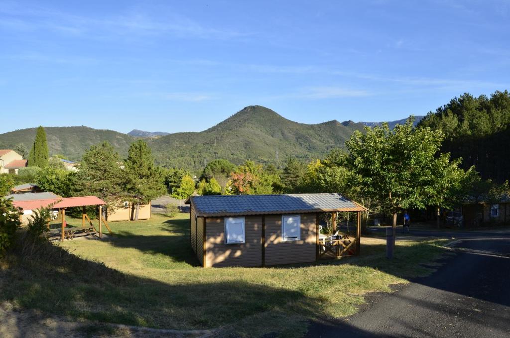 CAMPING MUNICIPAL LA SAPINETTE photo 2