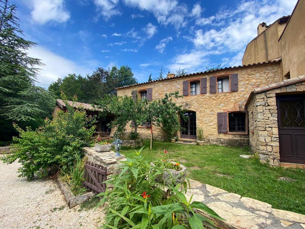 Maison de 3 chambres avec vue sur le lac et jardin amenage a Camps sur l'Agly