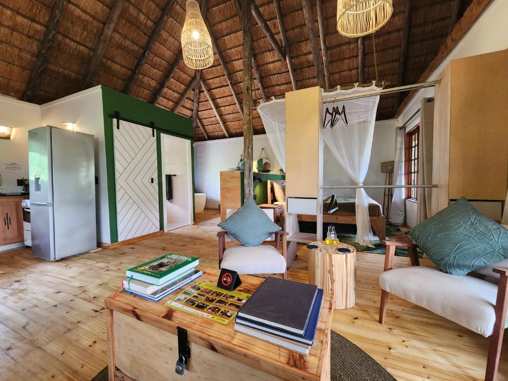Amare Cabin in the bush with all your needs! photo 1