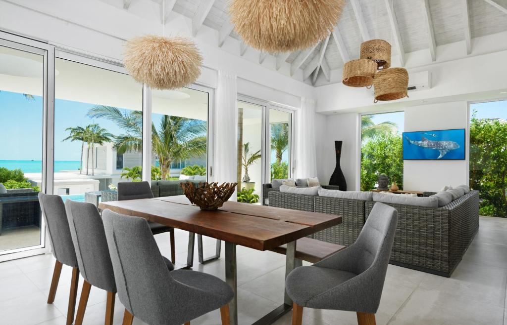 Ocean Dream 2 BR Villa Blue photo 4