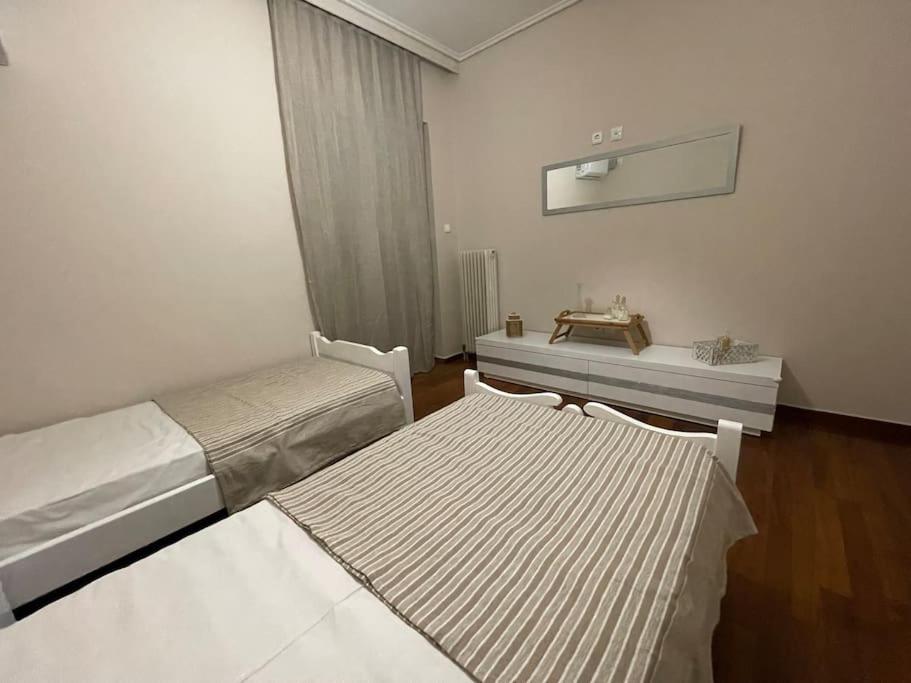 DM Apartment 1, Attica