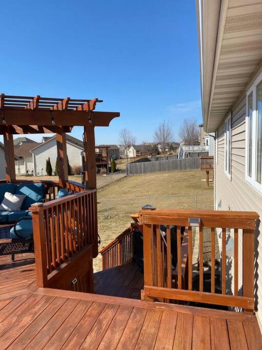 Beautifully Furnished 5-Bedroom photo 1