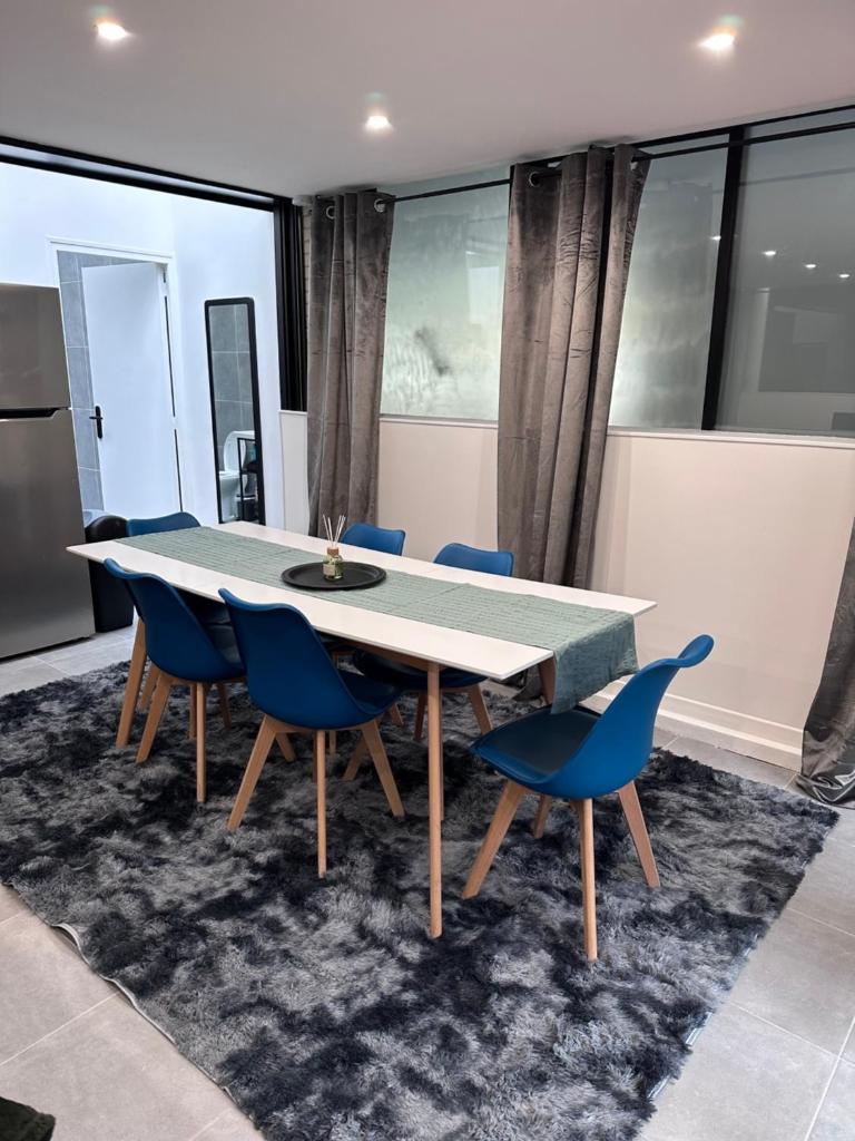 Modern Family Apartment 20mins from Disney / 45mins from Paris photo 2