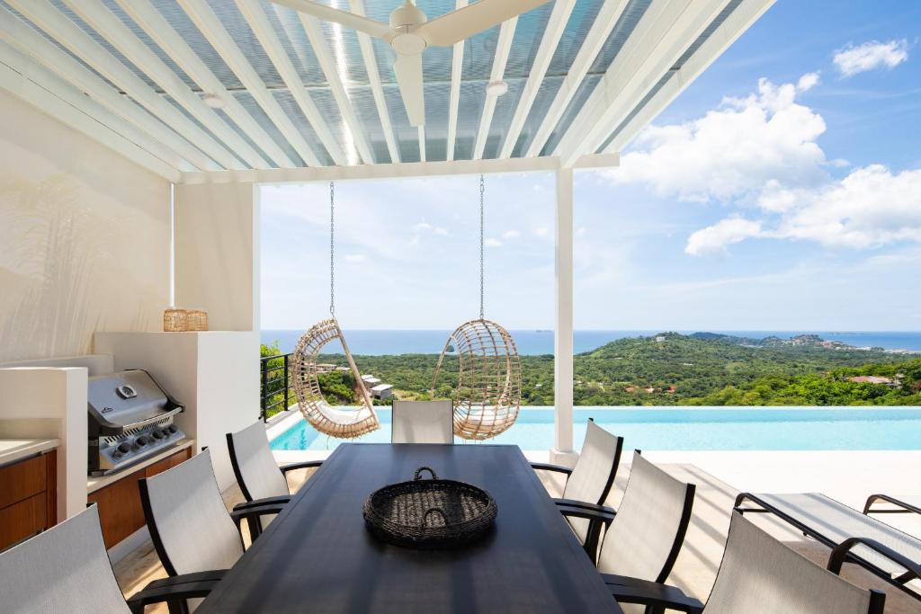 CASA AYLA A - stunning 5BR Ocean view house & infinity pool in Flamingo photo 1