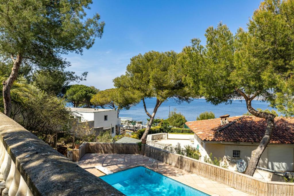 Sea front - Villa Cap D'antibes - Eden Roc - Pool