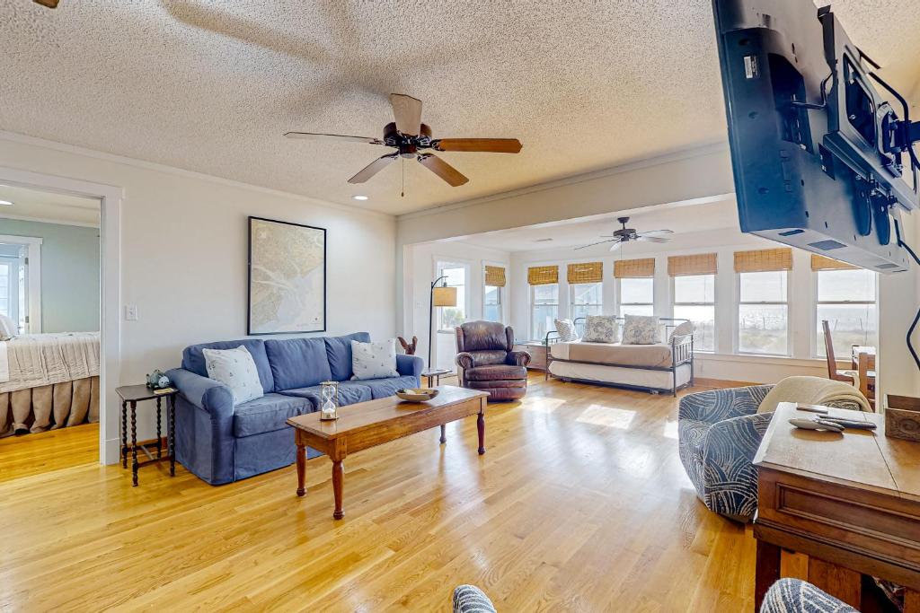 The Answer photo 3