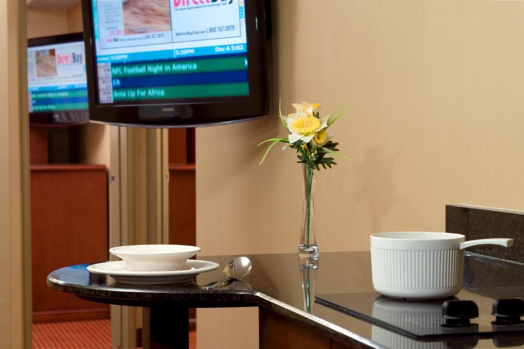 Merit Hotel & Suites photo 4