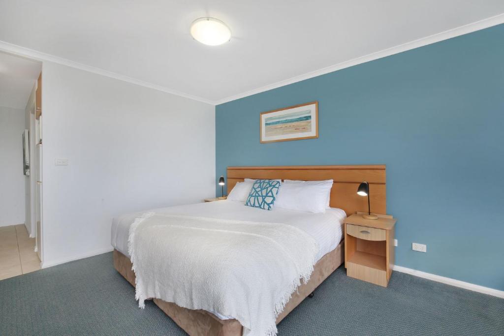 Seascape Apartment1 by Coast Holidays photo 1