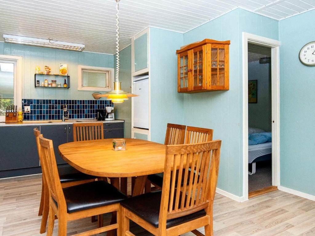 Two-Bedroom Holiday home in Ans By 2 photo 2