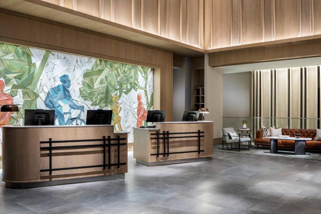 Marriott Dallas Uptown photo 4