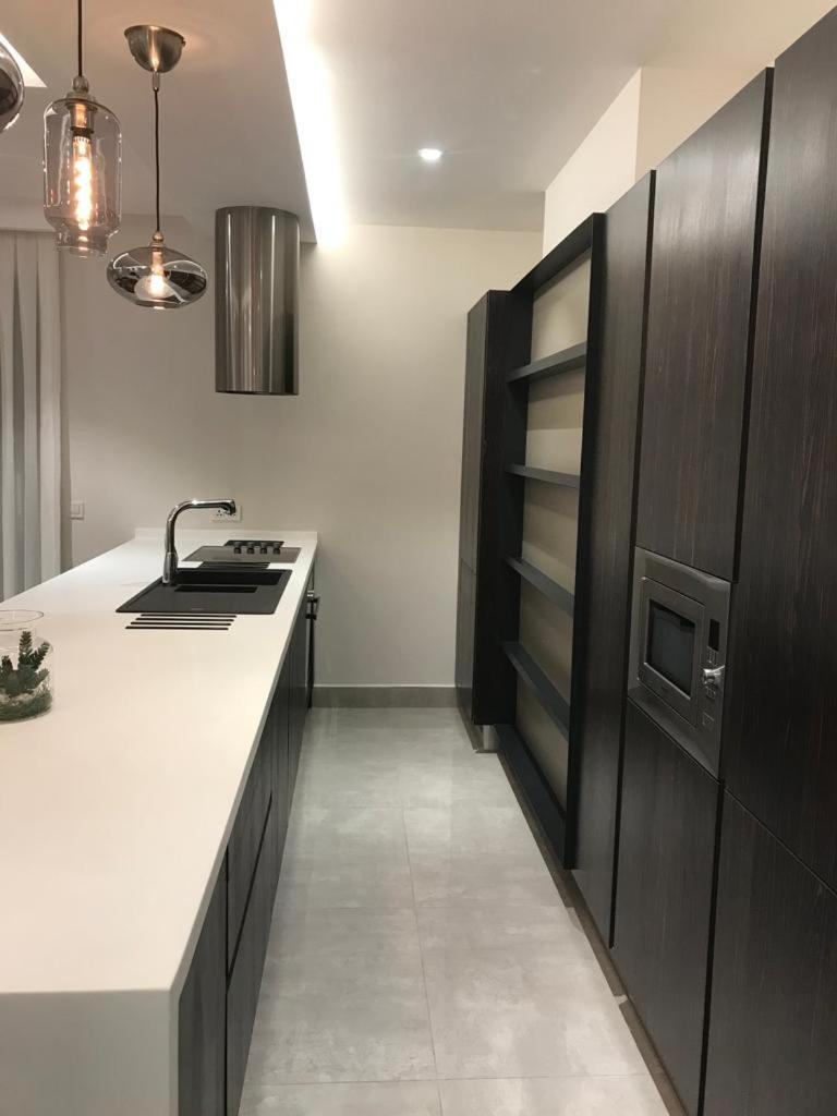 Mirage residence photo 2