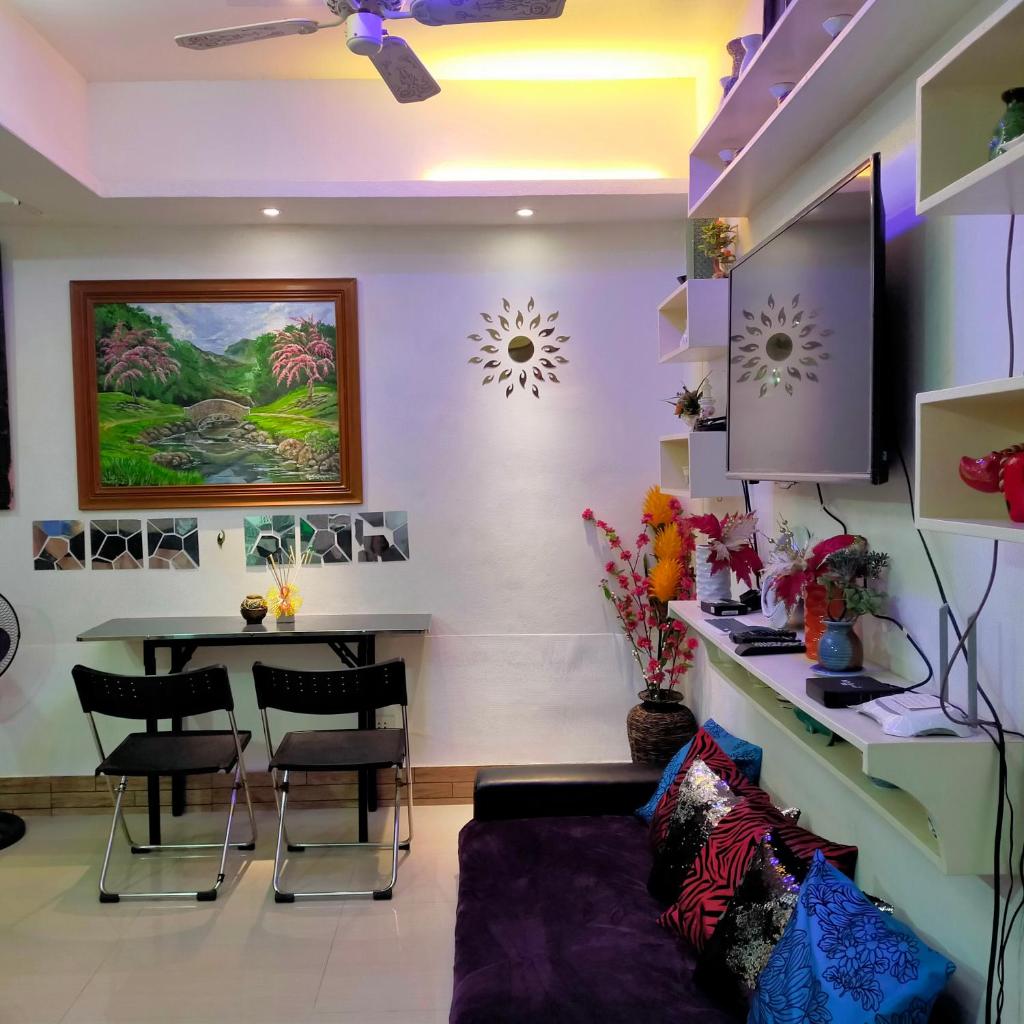 Cozy Condo Unit w/ FREE WIFI&Netflix-Pay Parking photo 4