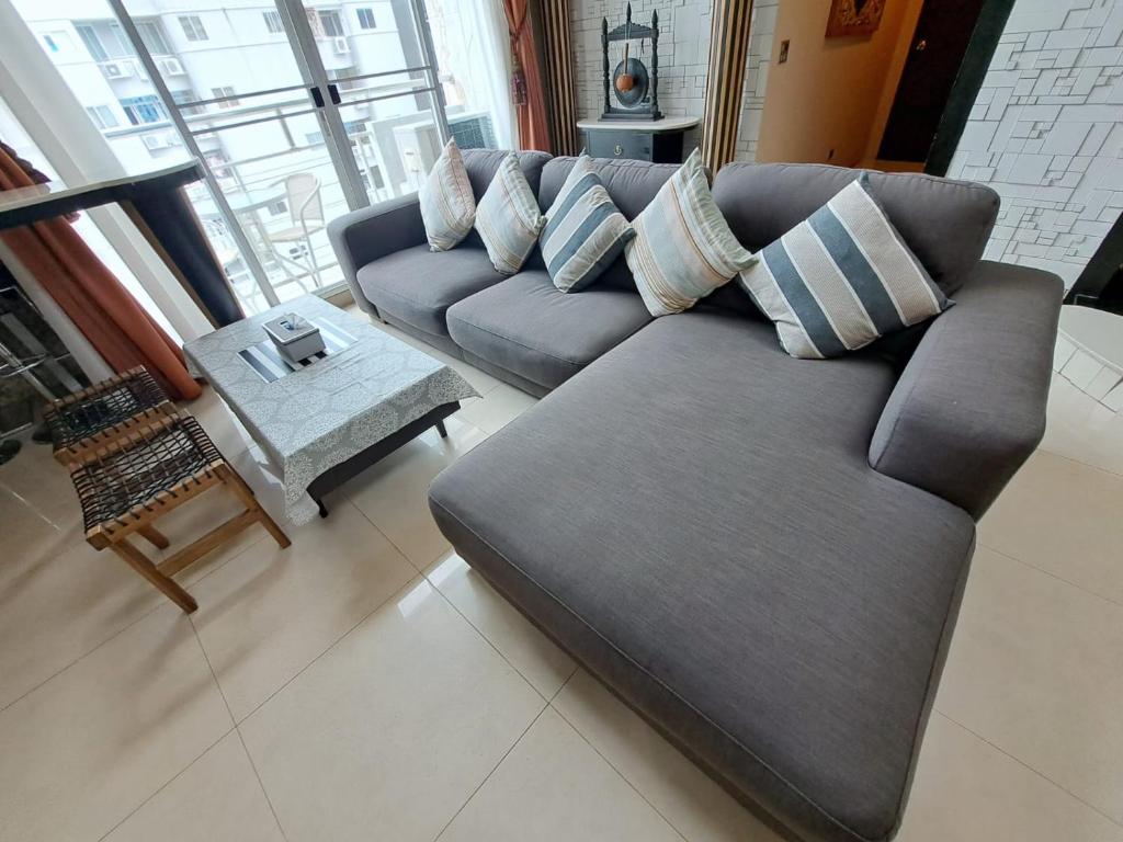 Custom Design Loft With City Views And Rooftop Pool photo 4